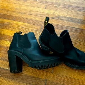 Doc Martens, 91/2, great condition, barely worn